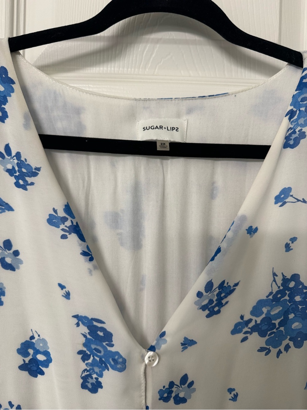 Sugarlips White Maxi Dress with Blue Floral Print - Picture 3 of 3